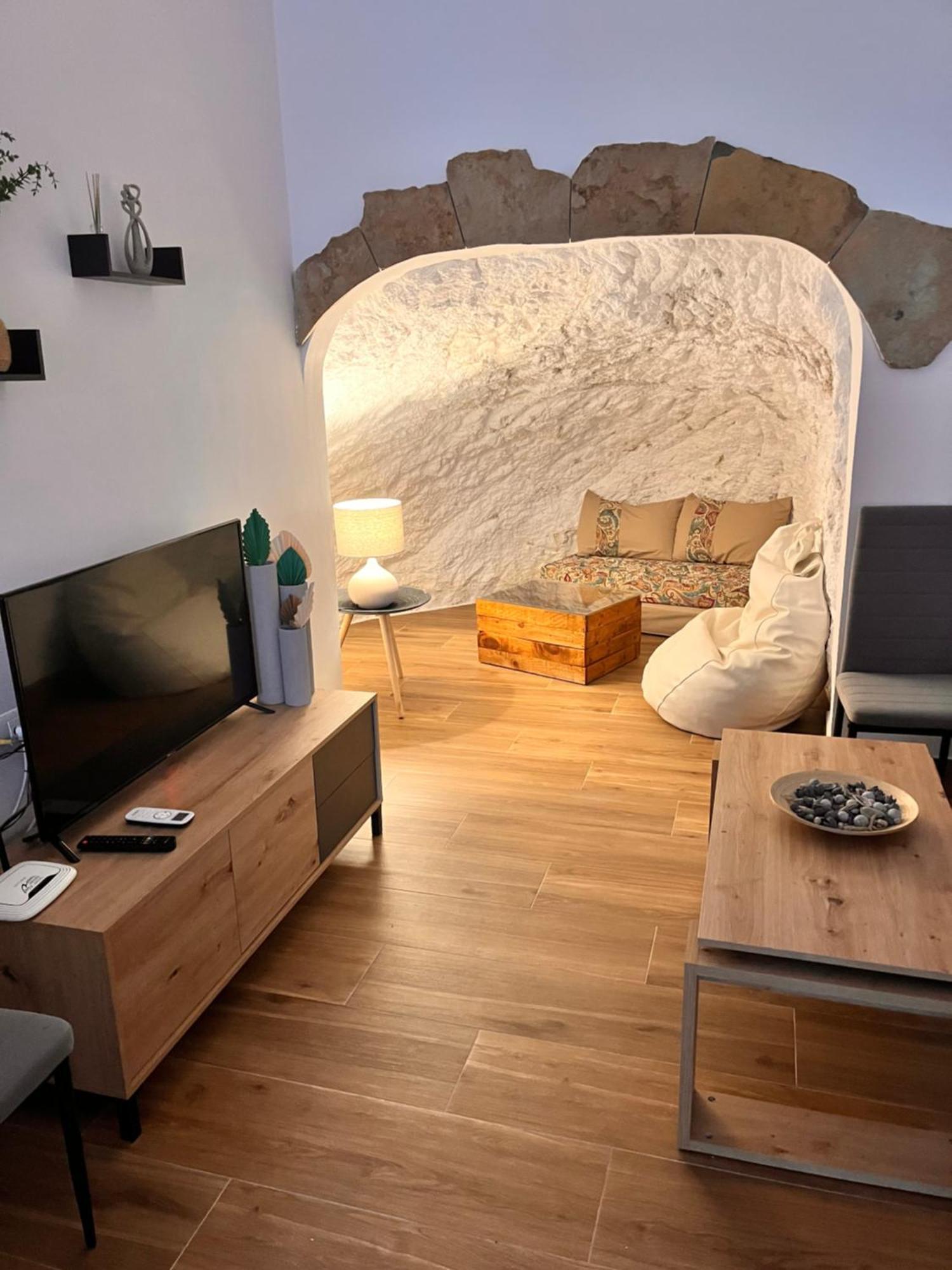Apartamentos El Peligro 3 La Cueva Archidona Ngoại thất bức ảnh