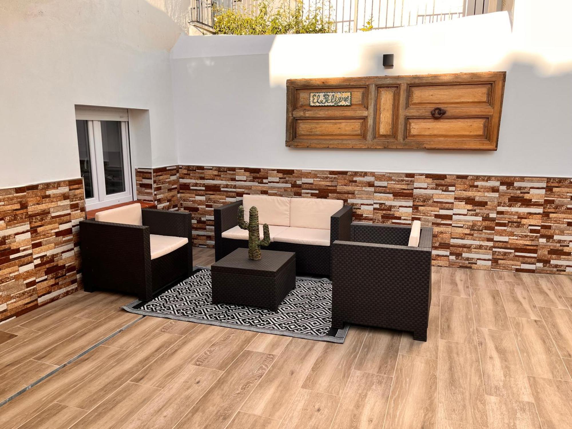 Apartamentos El Peligro 3 La Cueva Archidona Ngoại thất bức ảnh
