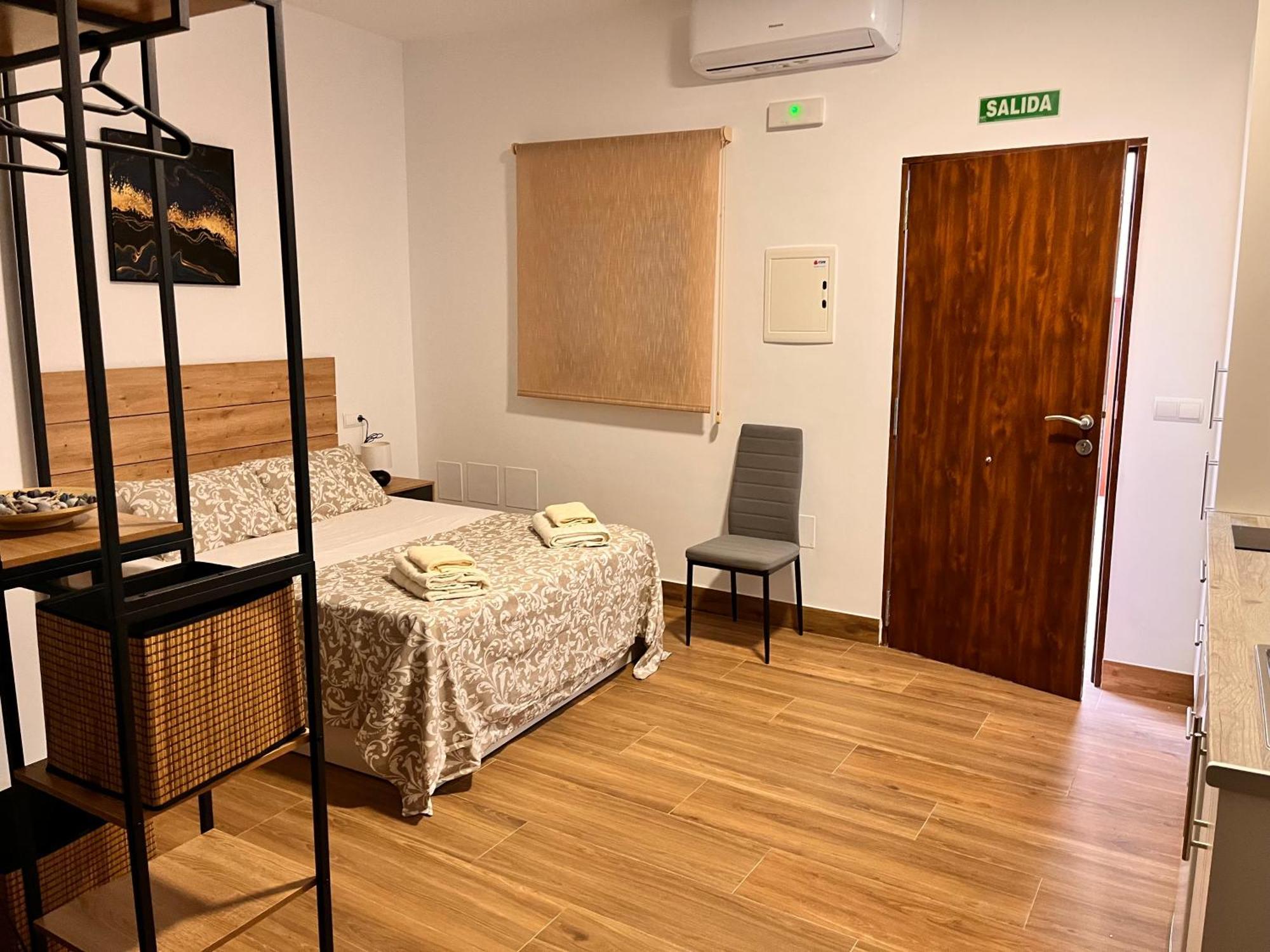 Apartamentos El Peligro 3 La Cueva Archidona Ngoại thất bức ảnh
